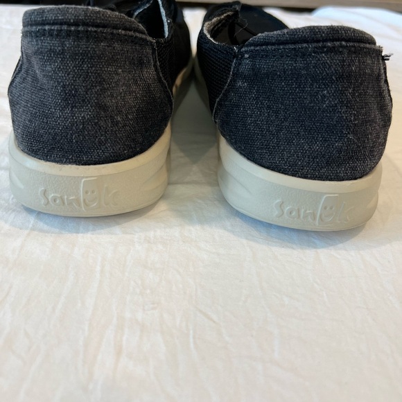 Sanuk Black Canvas Elastic Slip-On Shoes Men’s Size 12 Comfort Casual Loafers - Picture 4 of 6